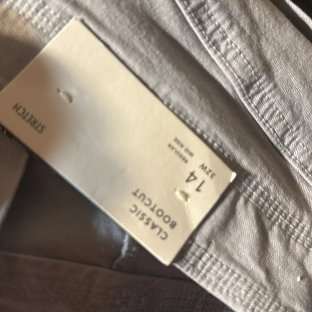 American Eagle Outfitters Gray Wide Leg Pants classic boot cut size 14 - Picture 7 of 7